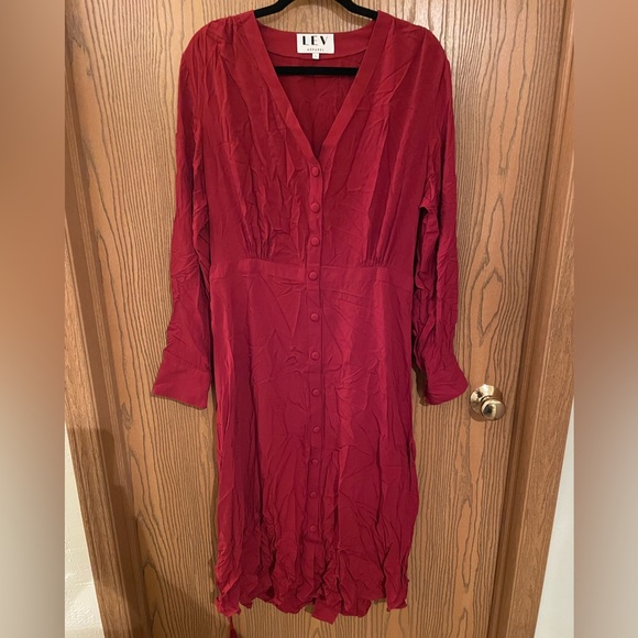 Lev Apparel Market Dress - Picture 2 of 3